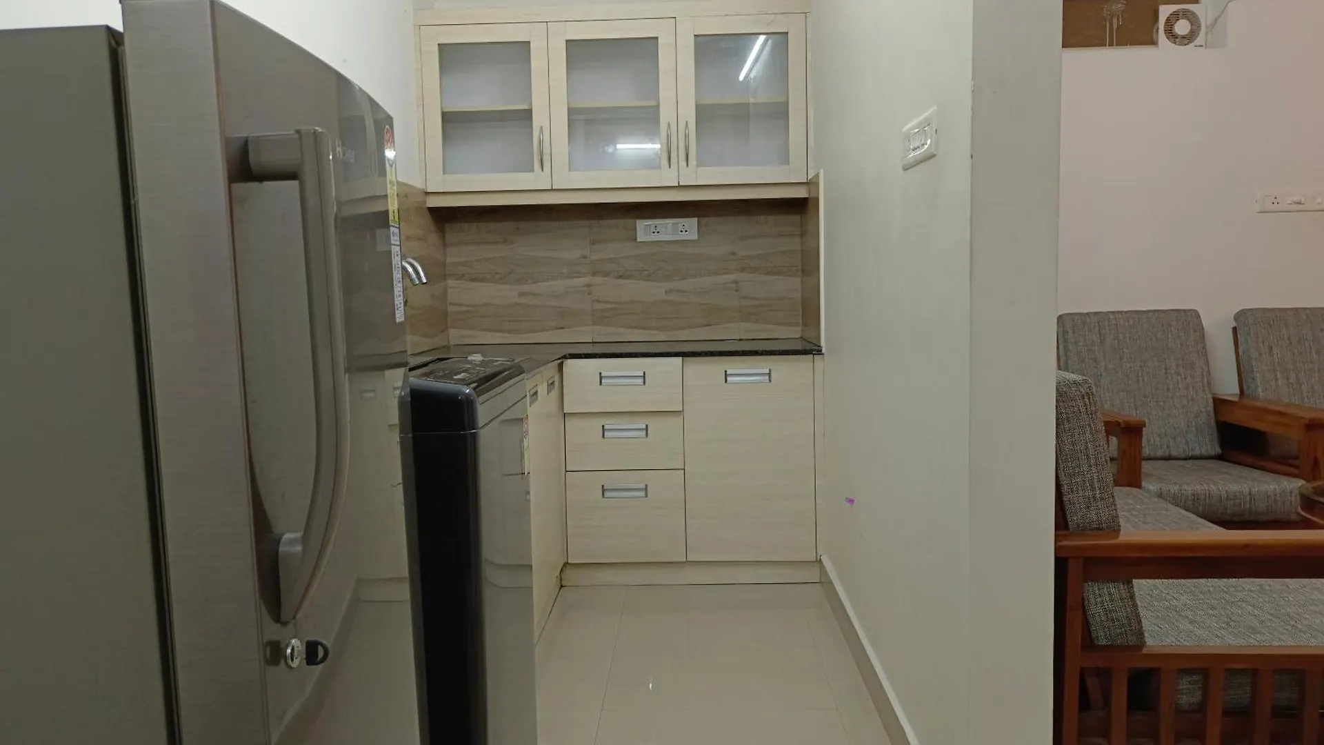 Vvp Service Apartment Kochi